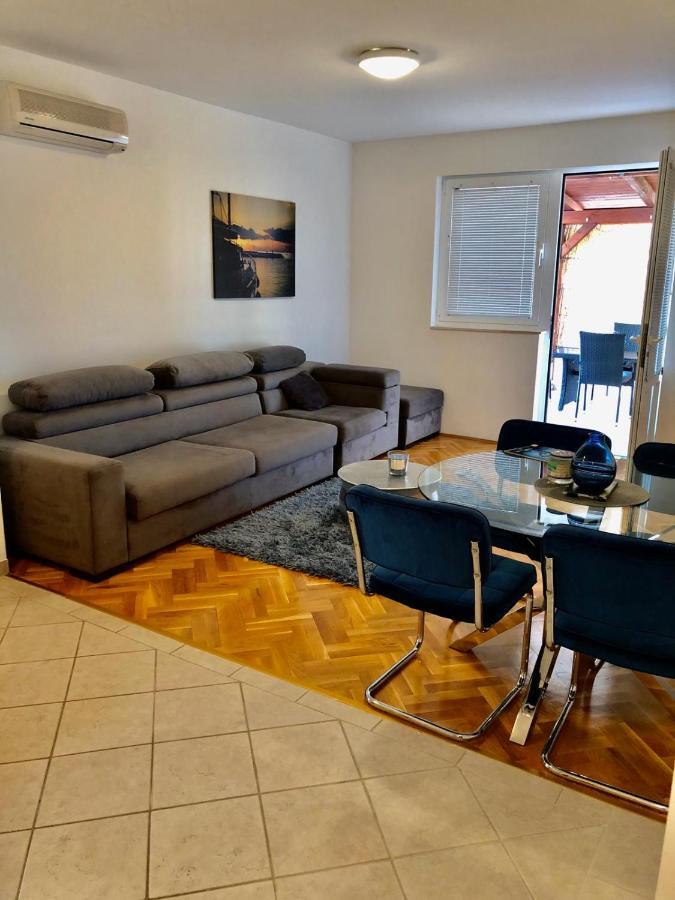 Apartment Sunny Paradise 2, Makarska - Promajna Esterno foto